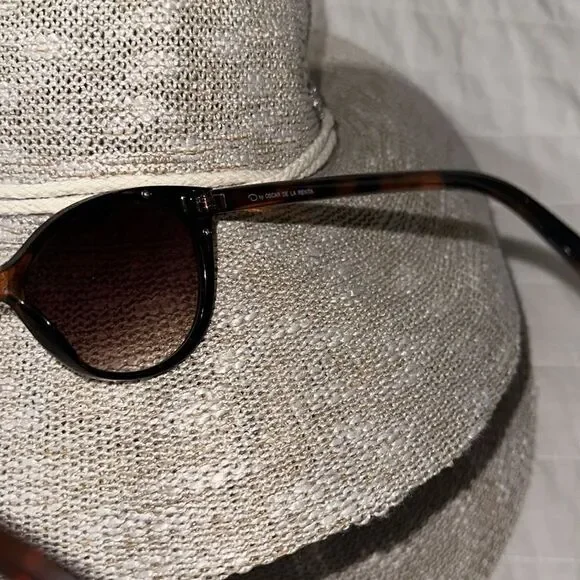 OSCAR x Oscar de la Renta 100% UV Marble Brown Gold Animal Print Sunglasses - Picture 8 of 13